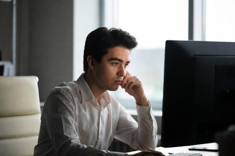 9-to-5 Game Changer: Boost Your Workday Motivation